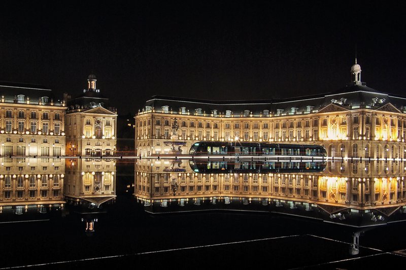 La place de la Bourse et le miroir d'eau, Bordeaux