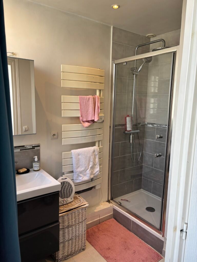 Appartement traversant au pied du bois de Vincennes 🌳
