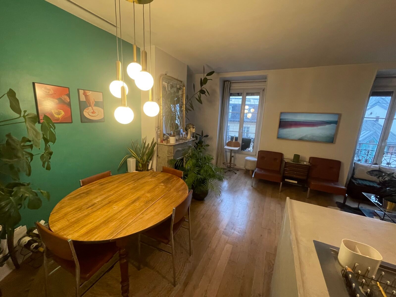 Gorgeous parisien apartment in a great neighborhood