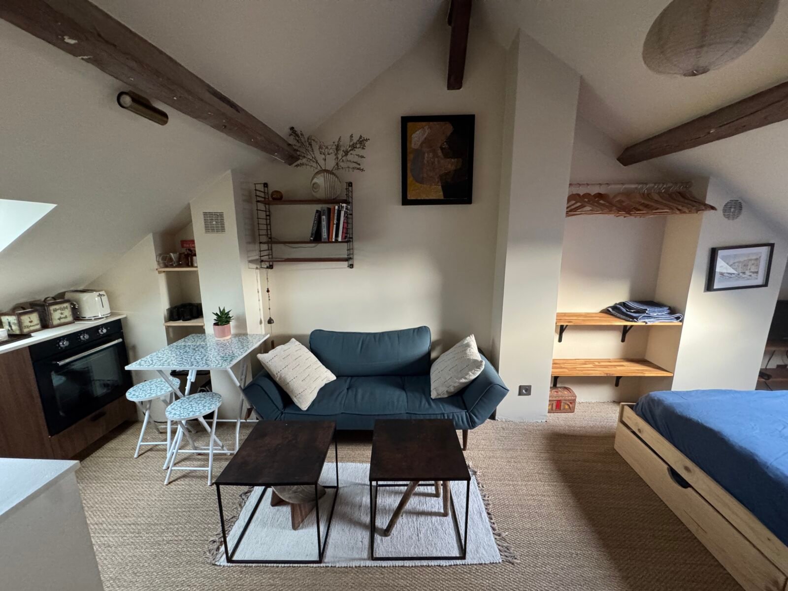 Charmant studio sous les toits en plein cœur de Paris
