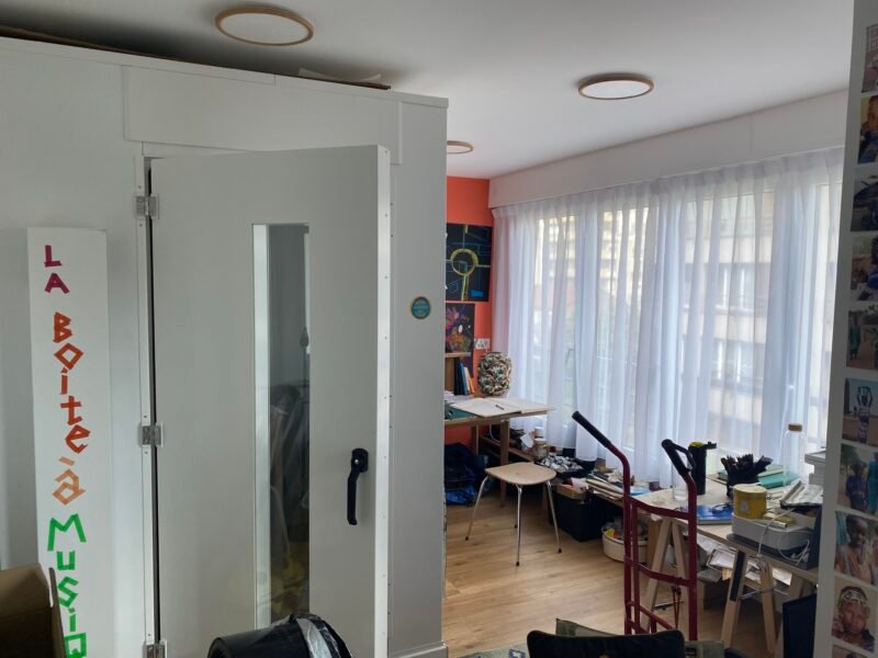 Appartement (68m2) Paris 20eme / Cabine insonorisée pour musicien.nes, tapis de danse