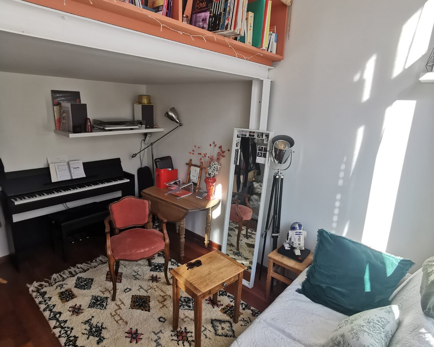 Studio cosy à Blanche (9e)