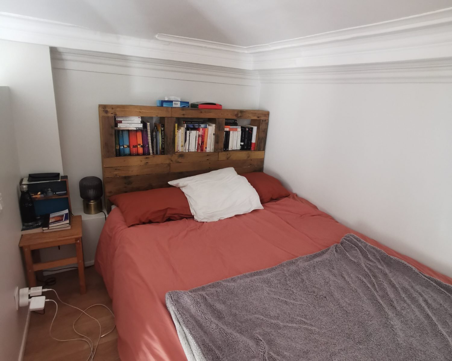 Studio cosy à Blanche (9e)