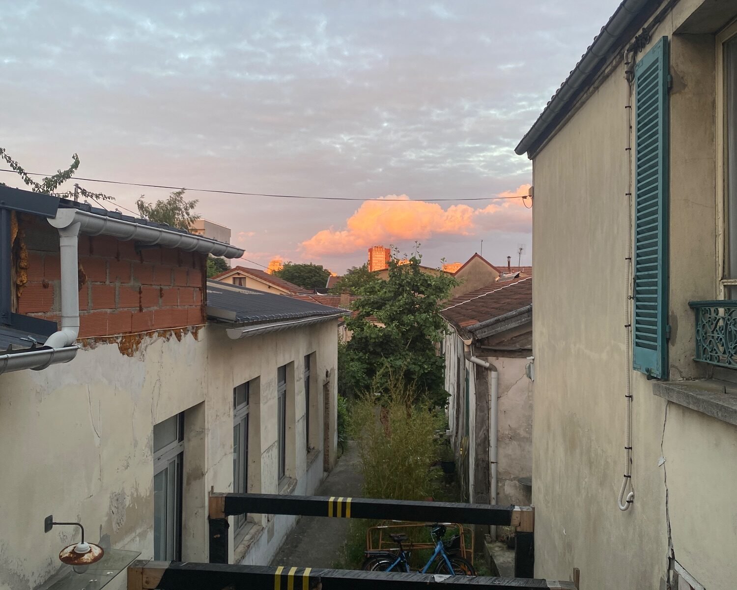 Grande chambre dans appartement calme à Bagnolet