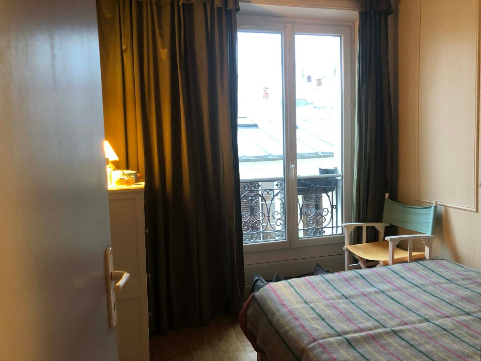 T2 au pied du château de Vincennes