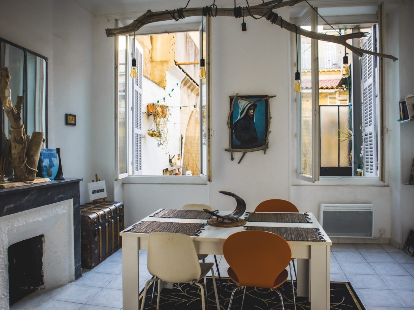 Appartement au cœur de la plaine avec. Belle terrasse au calme.