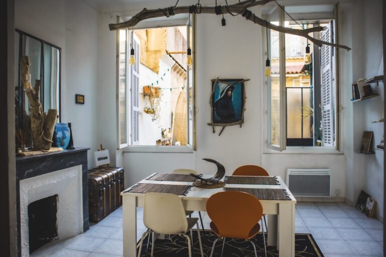 Appartement au cœur de la plaine avec. Belle terrasse au calme.