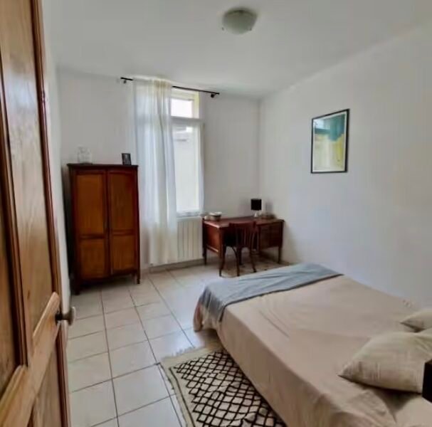 Petite chambre à Avignon