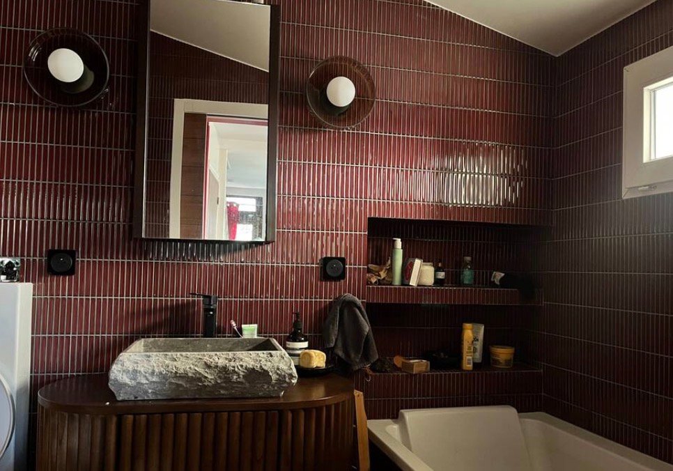 Chambre calme, lumineuse dans grande maison cozy
