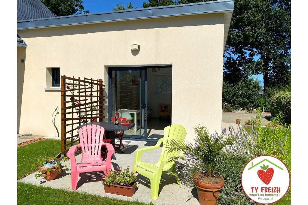 🍓TY FREIZH - Charmant studio meublé classé 2* avec jardin et terrasse au sud & au calme