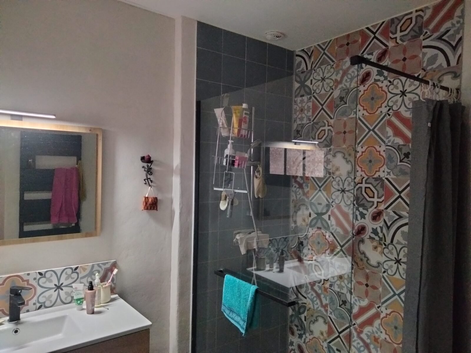 2 chambres spacieuses à 2 pas de la gare et du théâtre
