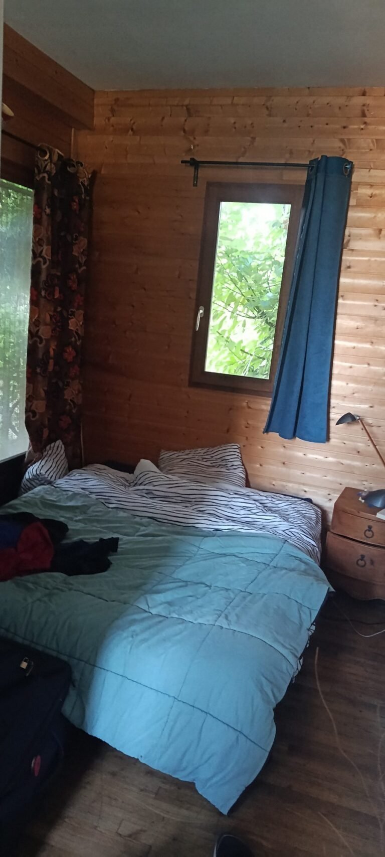 Chambre dans maison située dans une rue calme dans le quartier sud gare de Rennes