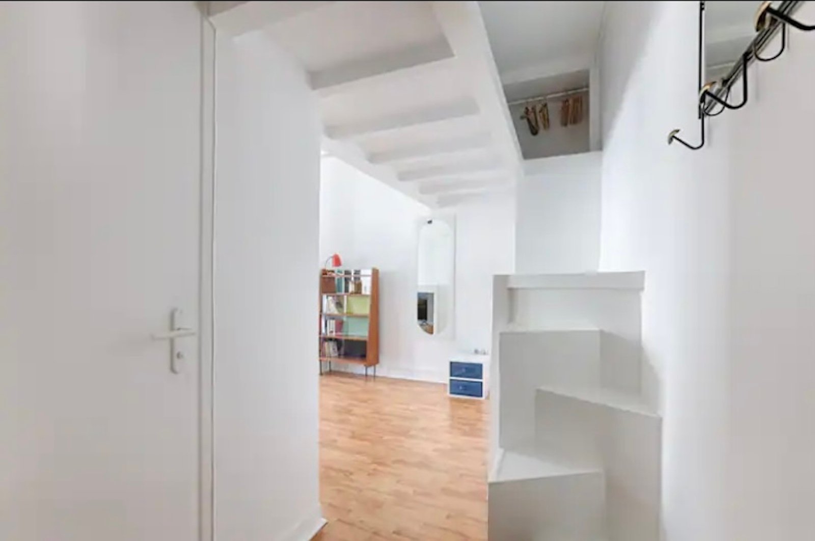 Grand studio lumineux style loft à Paris centre châtelet les halles