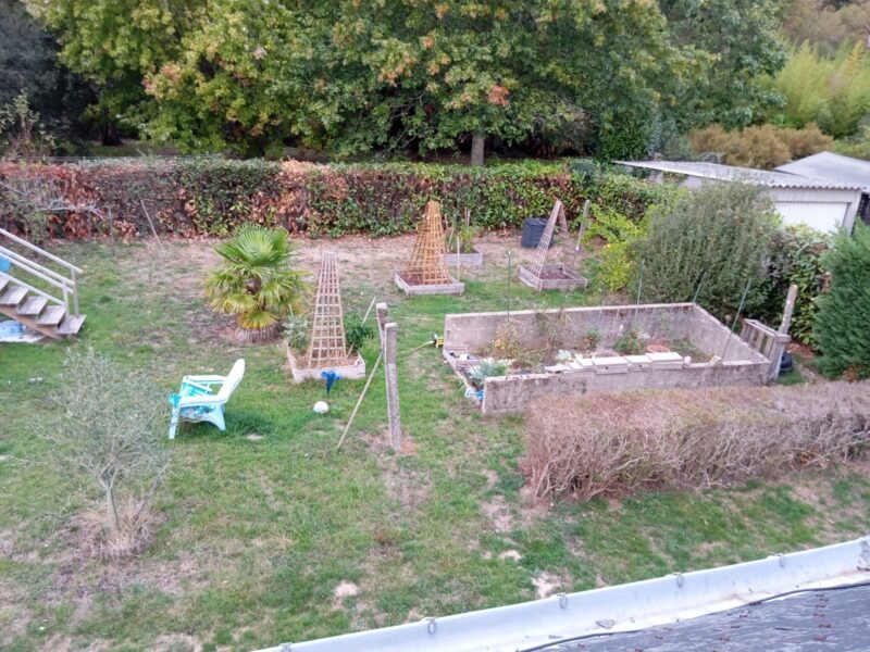 Chambre à disponible entre nature et urbain