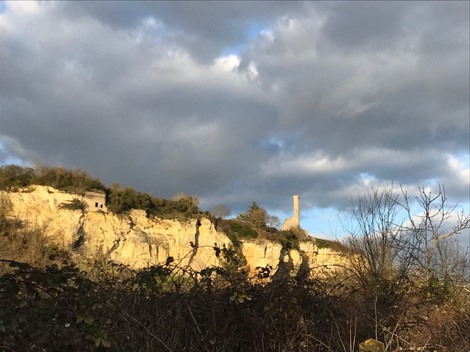 Villa de charme 55m2 au cœur d’une propriété historique à Rochecorbon (10min gare tgv).