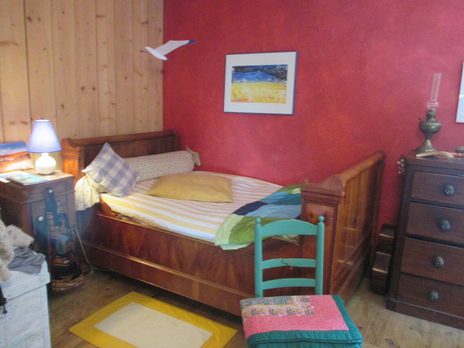 Chambre partagée dans maison de pêcheurs dans village typique de Bords de Rance.