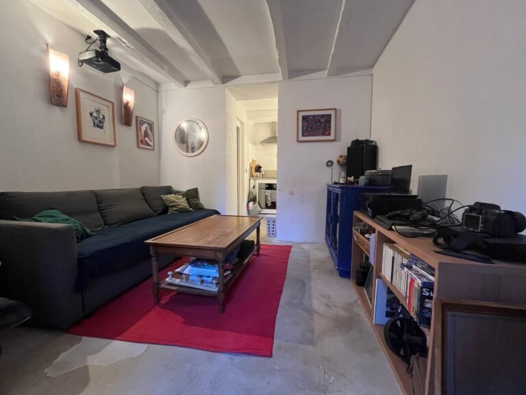 Appartement très bien situé dans le Camas à proximité de la plaine et à 15min de la gare