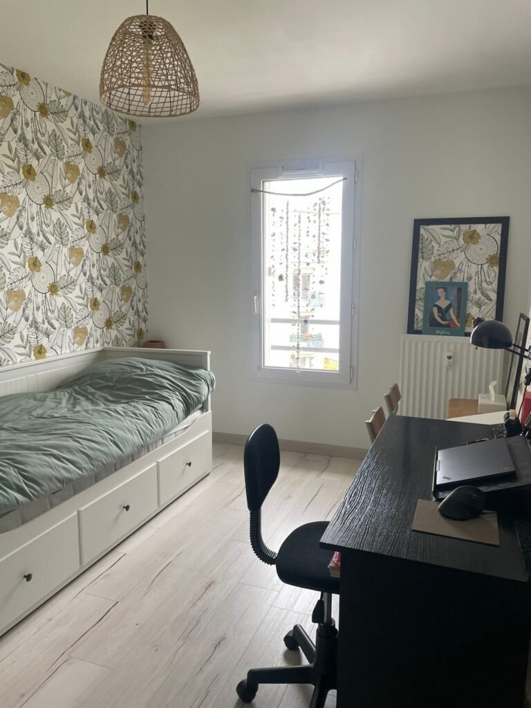 Chambre dans un appartement calme et lumineux