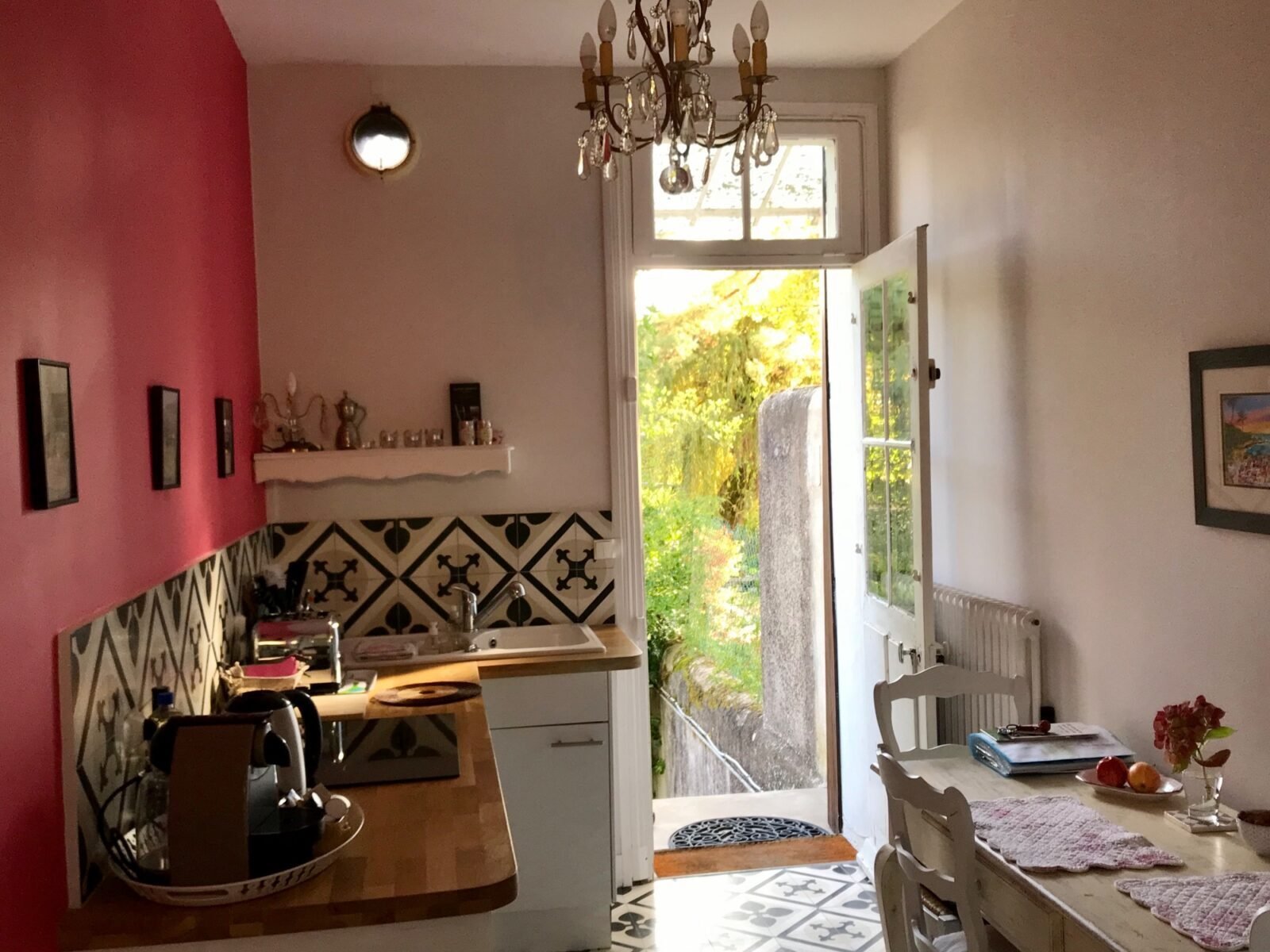 Villa de charme 55m2 au cœur d’une propriété historique à Rochecorbon (10min gare tgv).