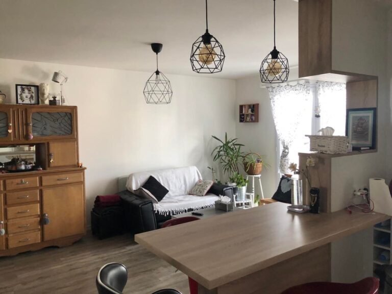 Chambre dans un appartement calme et lumineux