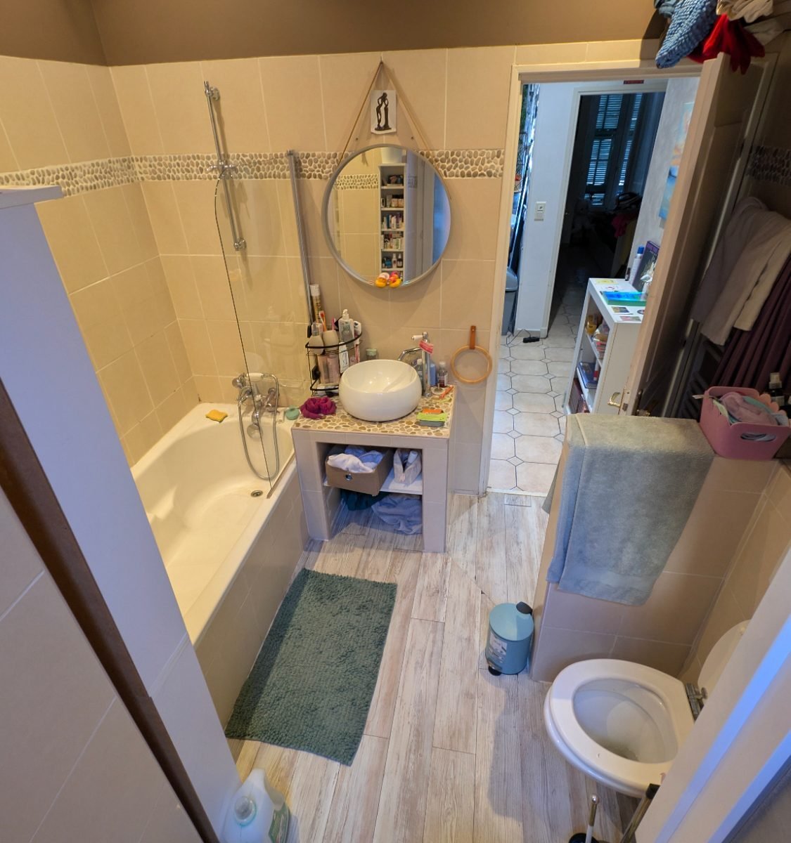 Chambre avec balcon - port de Nice