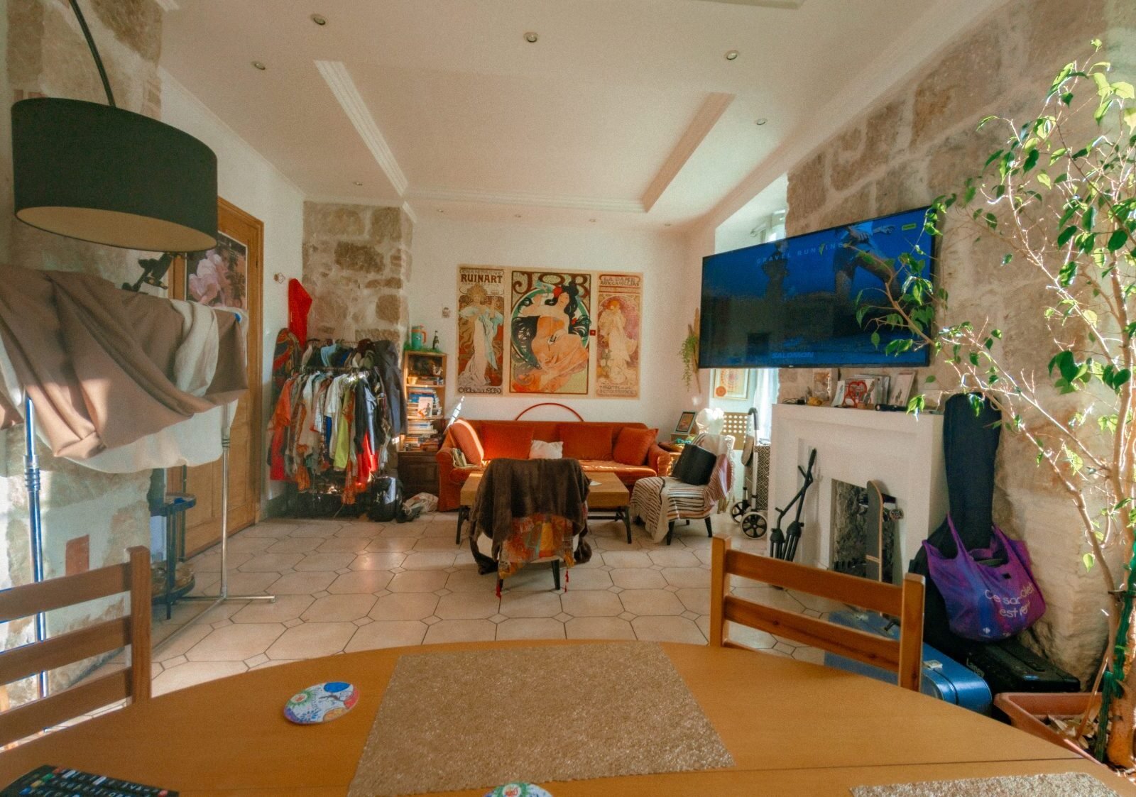 Chambre avec balcon - port de Nice